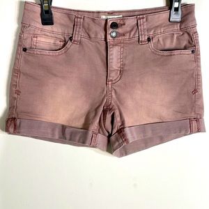 Mudd FLX Stretch midi distressed stretch denim pink shorts size 7